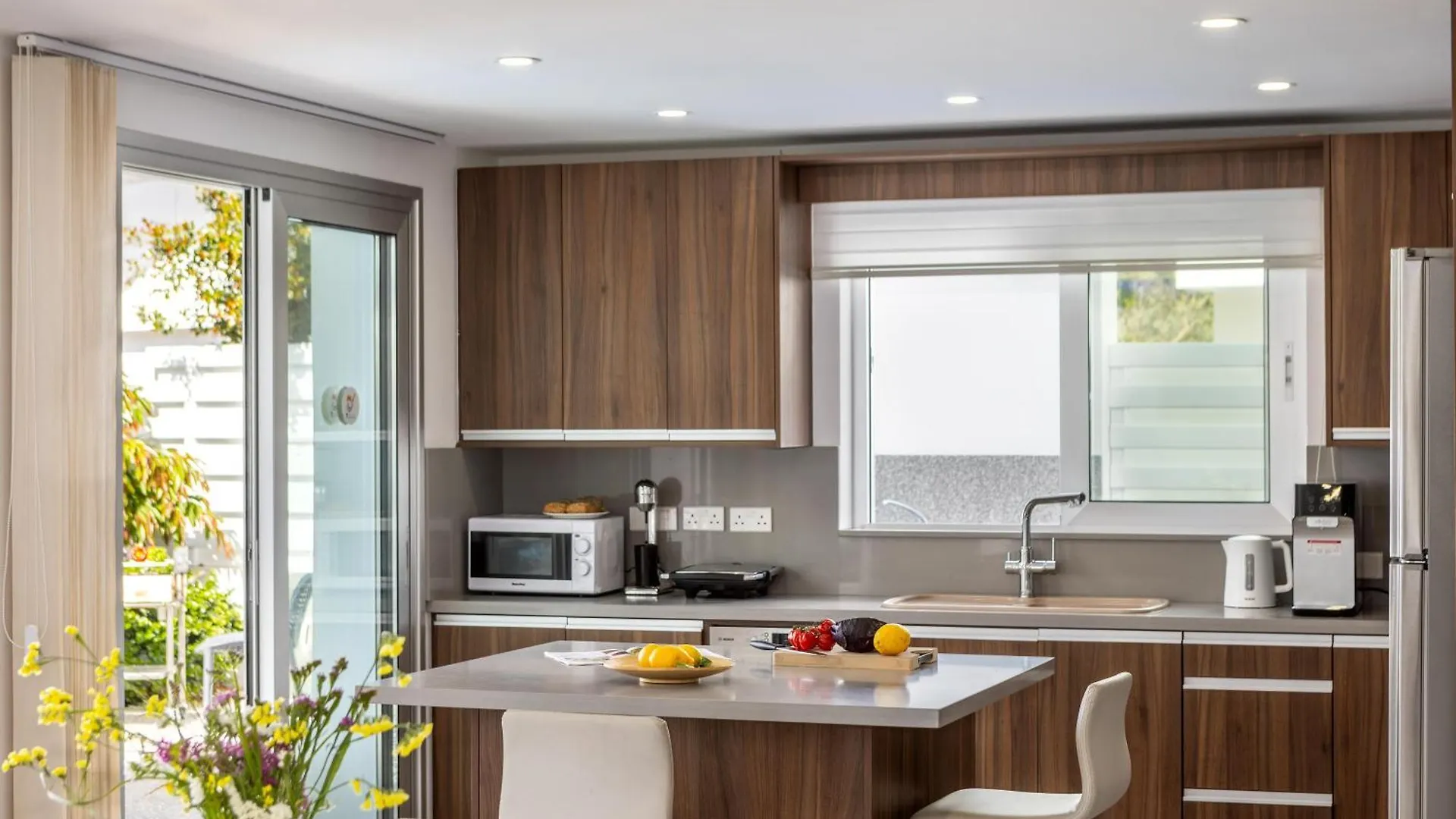Fig Tree Bay Residences 3 プロタラス ヴィラ