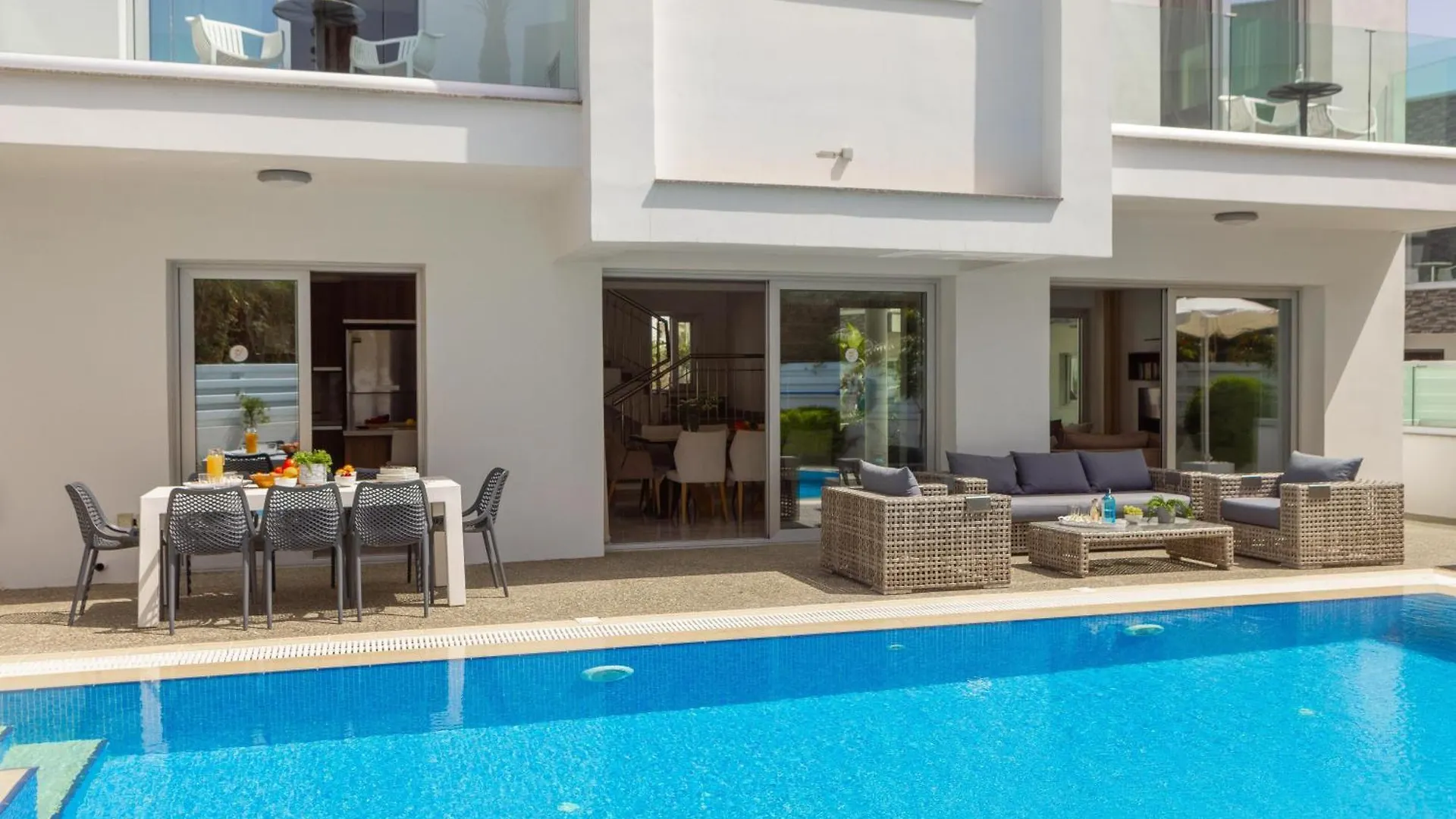Fig Tree Bay Residences 3 Protaras Villa